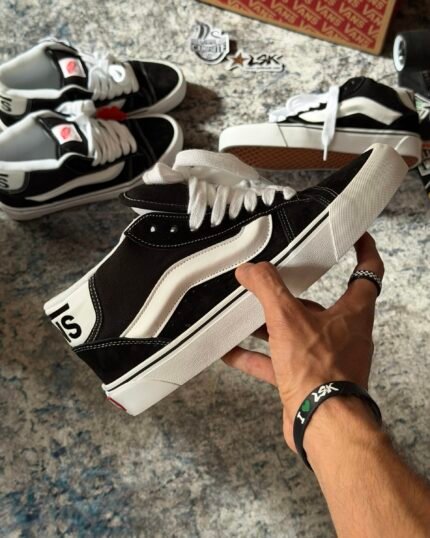 Zapatillas tipo Bota Knu Skool Vans Negro unisex