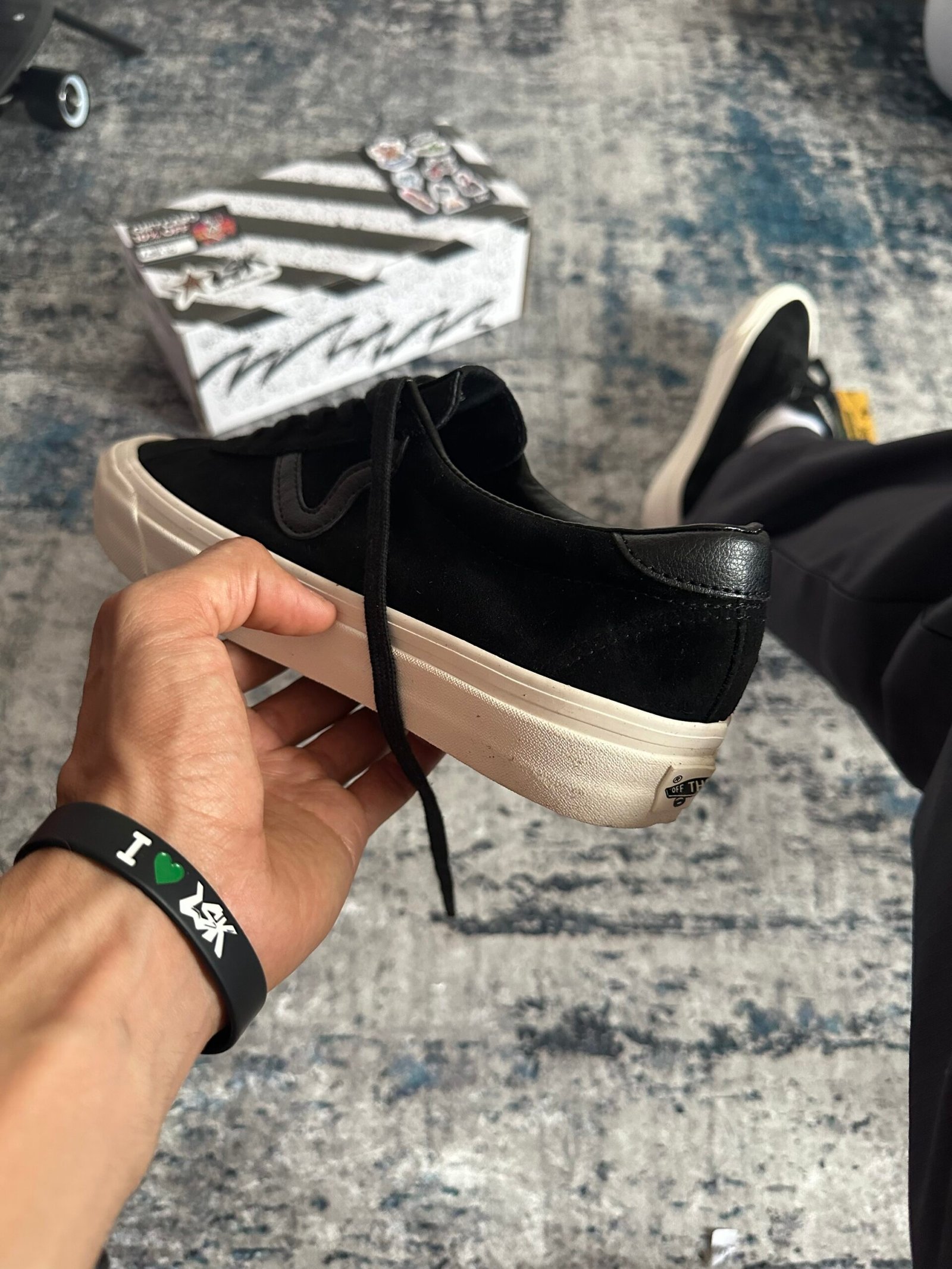 Tenis Vans Suede Sport Style 73 Gamuza Negros / Blancos