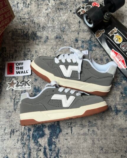Tenis Chunky Vans Upland Gris Gum - EUR 43 (28 cm)