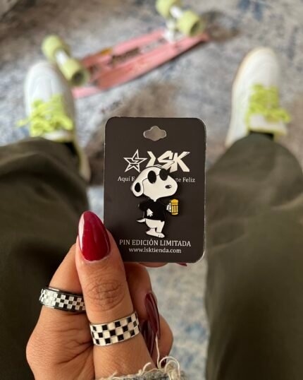 Pines Metálicos Charlie Brown (Snoopy)