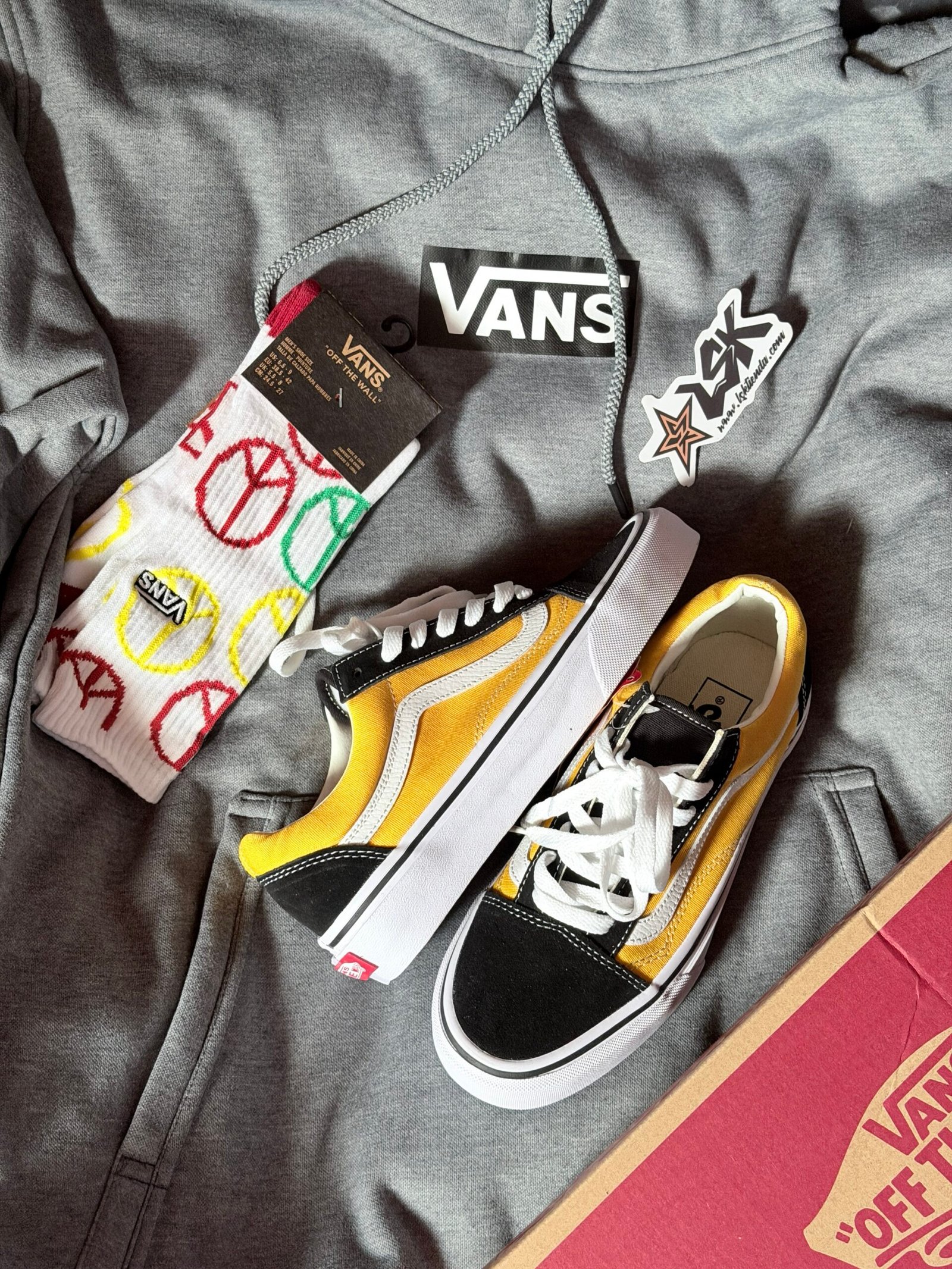 Tenis Vans Old Skool Amarillos/Negros Unisex