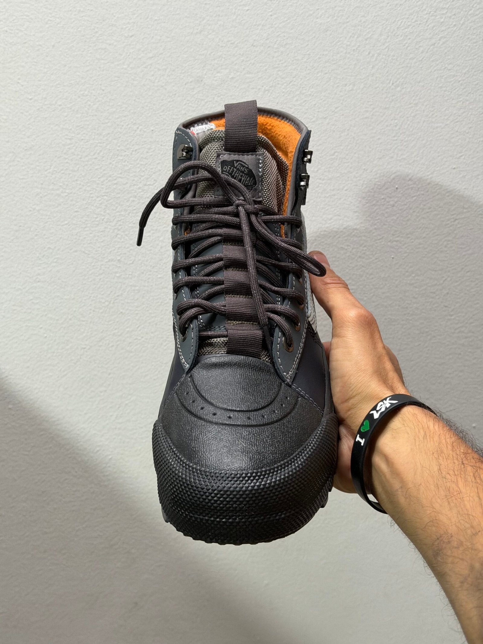 Bota Vans Sk8 Hi Gore-Tex Mte-3 Negro Gris Hombre