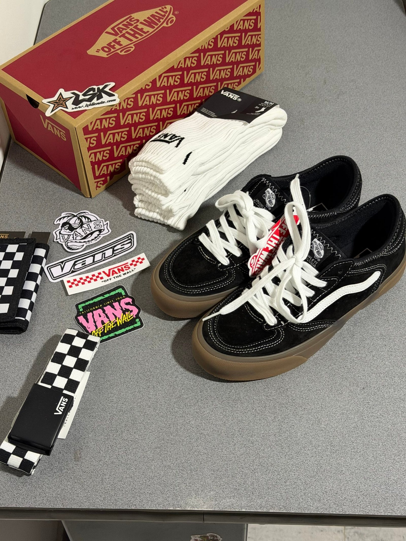 Tenis Vans Chunky Rowley Negros (Gum)