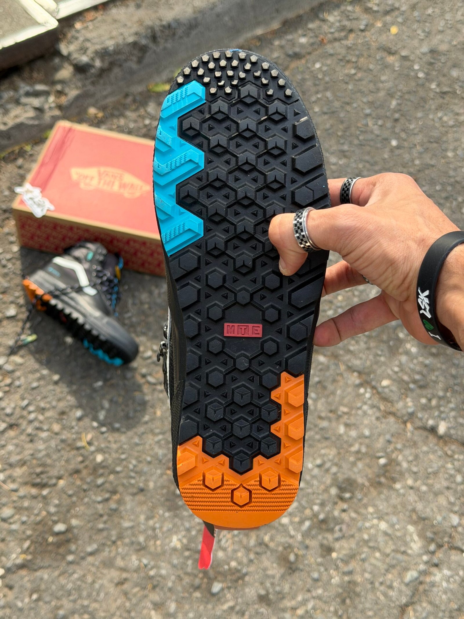 Bota Vans Sk8 Hi Gore-Tex Mte-3 Negro azul Hombre